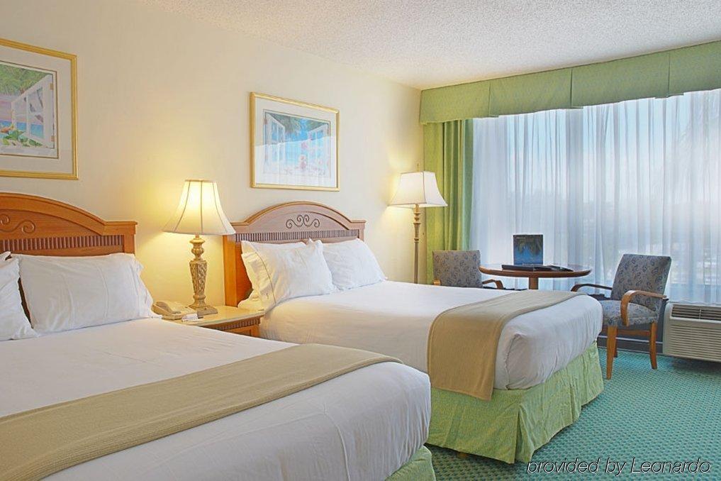 Holiday Inn Express Boca Raton - West By Ihg Oda fotoğraf